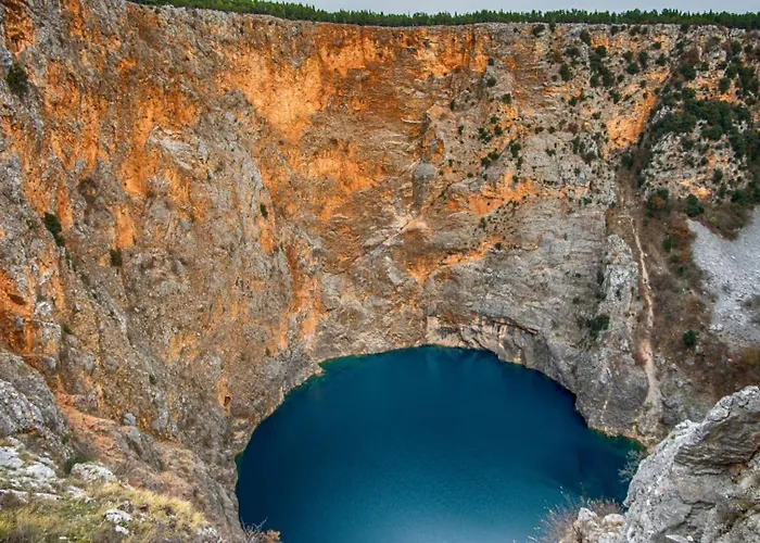 Villa Veronika - Makarska By Guide *